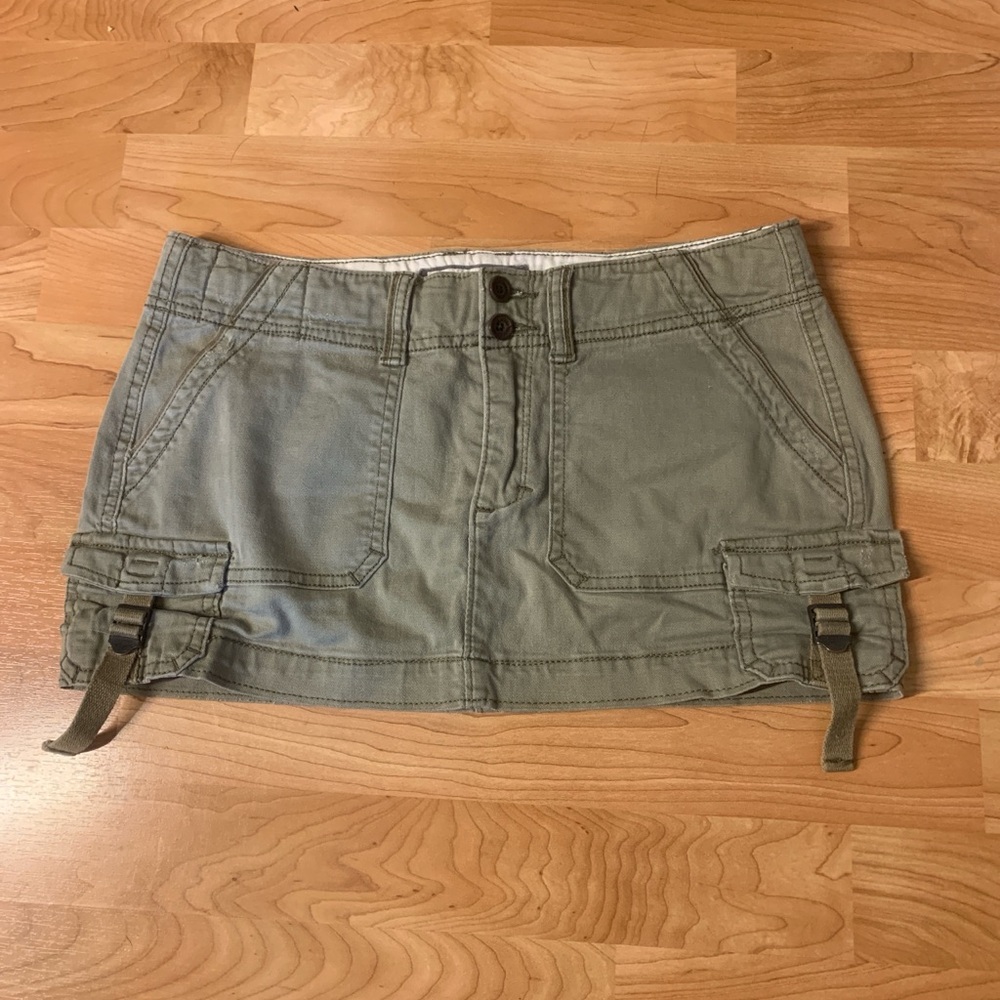 abercrombie & fitch cargo miniskirt